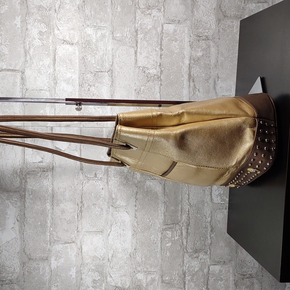 MC Matte Gold/Bronze Leather Bucket Bag - Picture 3 of 10